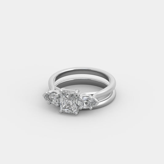 Lyra Pear-Shouldered x Classic Set in Radiant Cut