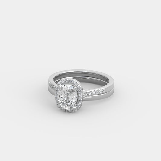 Beth Pavé x Mirror Set in Cushion Cut
