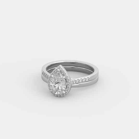 Beth Pavé x Mirror Set in Pear Cut