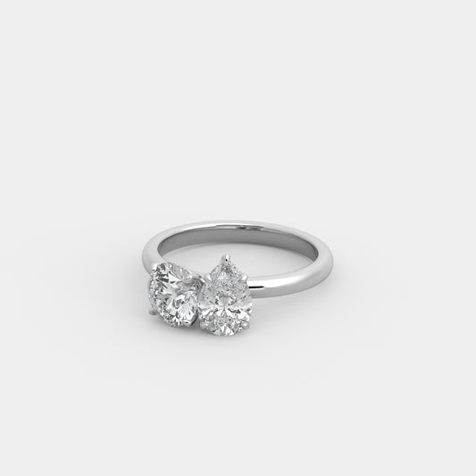 Dyad in Pear Cut