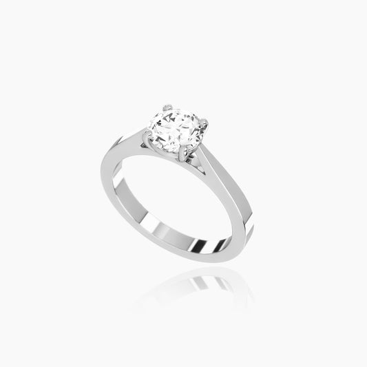 18K White Gold Saphir Round Solitaire